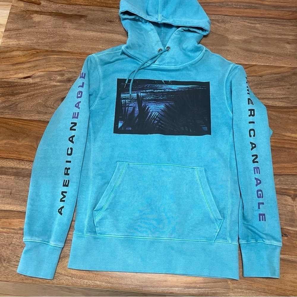 Unisex American Eagle Distressed Blue Beach Scene‎ Hoodie sz XS